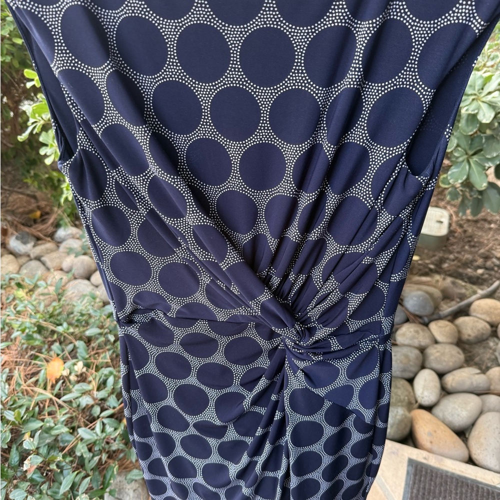 Lauren Ralph Lauren Navy Circle Pattern Dress
#RalphLauren
#Navy
#Dress - Picture 4 of 11